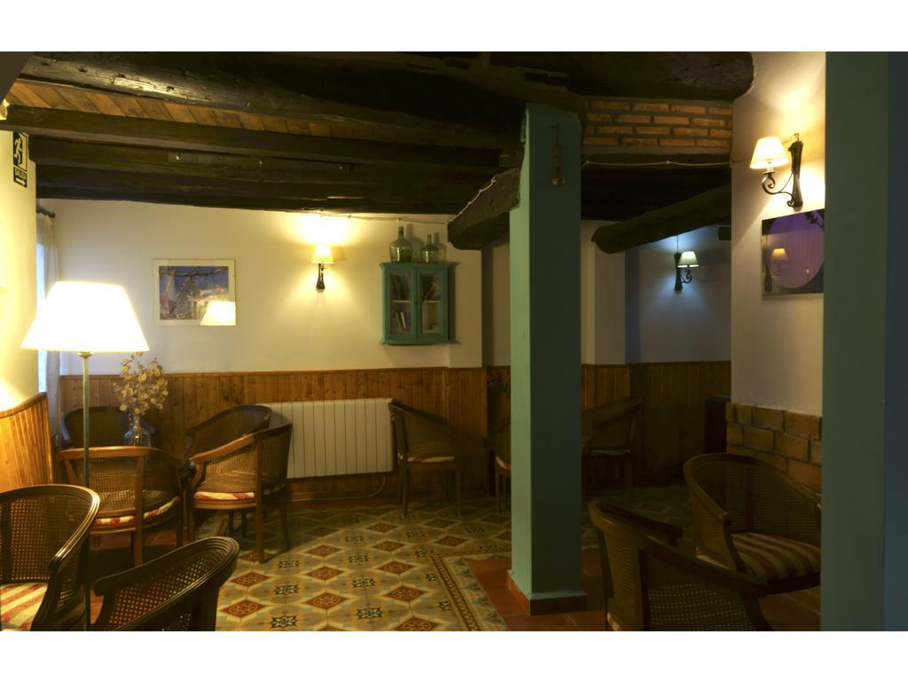 Rurales Victor Chamorro Del Arco Apartment *